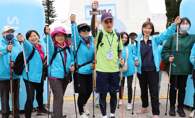 20歲到超過80歲都給出五星好評的運動
城市輕健走 健康生活Let‘s Go !